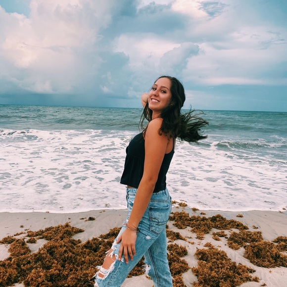 Meet your Posher, Eliza - Picture 1 of 1